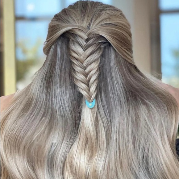 Fiona Franchimon No 1 Hairpin Trio - Transparent, Cream White, Sky Blue - Picture 7 of 9